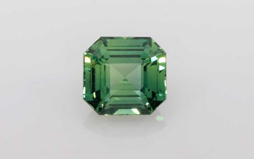 1.57 carat GREEN Asscher Safyras (1)