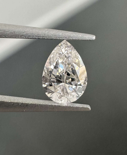 0.34 carat Very Light Pinkish Brown-VVS2 Natūralus Pear Deimantas (1)