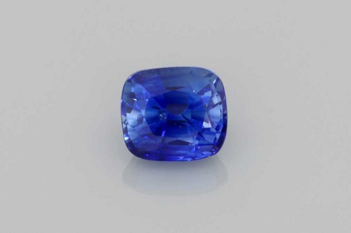0.52 carat BLUE Cushion Safyras (1)