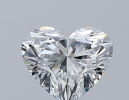 0.61 carat E-VVS1 Natūralus Heart Deimantas (1)