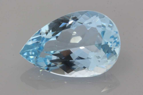4.88 carat BLUE Pear Aquamarine (1)