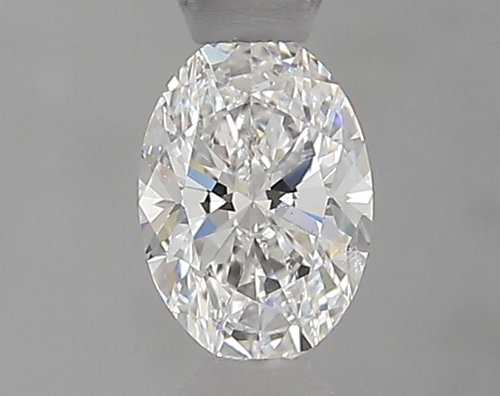 0.5 carat E-SI1 Natūralus Oval Deimantas (1)