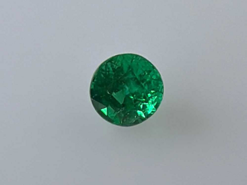 0.33 carat GREEN Round Smaragdas (1)