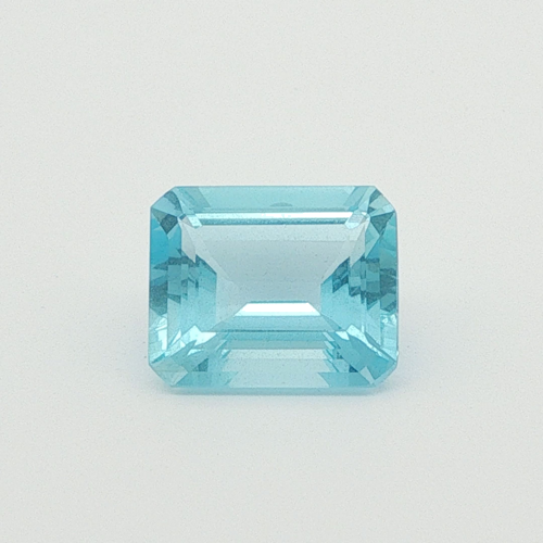 5.29 carat BLUE Octagonal Aquamarine (1)