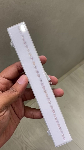 0.5 carat Fancy Light Pink-SI1 Natūralus Radiant Deimantas (1)