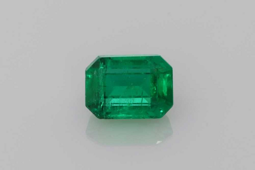 0.64 carat GREEN Emerald Smaragdas (1)