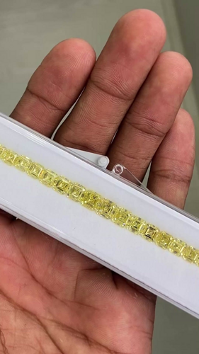 0.5 carat Fancy Intense Yellow-VS1 Natūralus Asscher Deimantas (1)