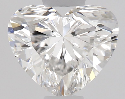 0.63 carat E-VVS2 Natūralus Heart Deimantas (1)