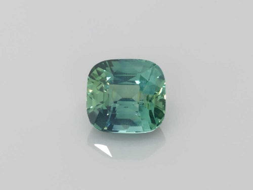1.54 carat TEAL Cushion Safyras (1)