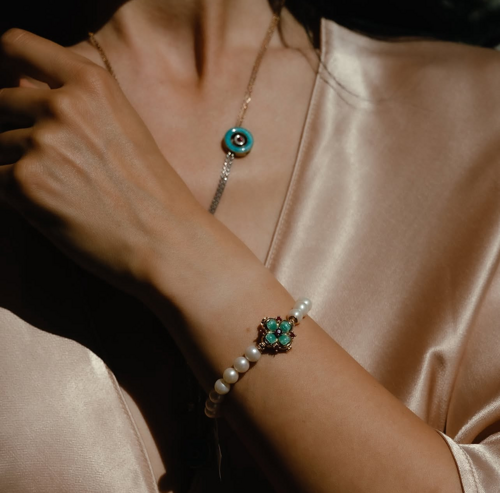 Pearl bracelet with a four-leaf clover ROYAL CLOVER (4)