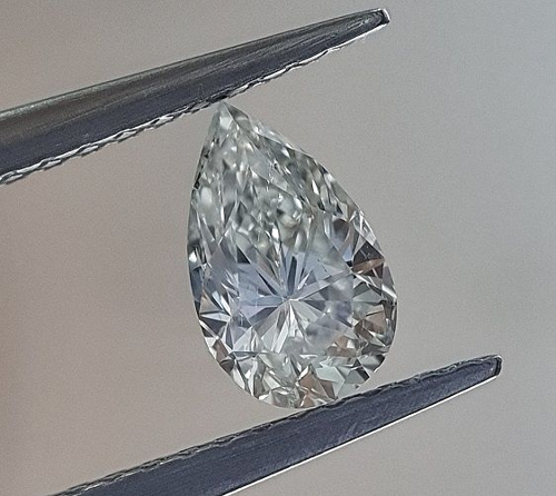 0.56 carat J-SI2 Natūralus Pear Deimantas (1)