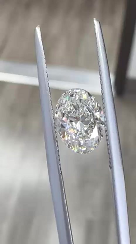 1.8 carat H-SI2 Natūralus Oval Deimantas (1)