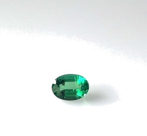 0.93 carat GREEN Smaragdas (1)