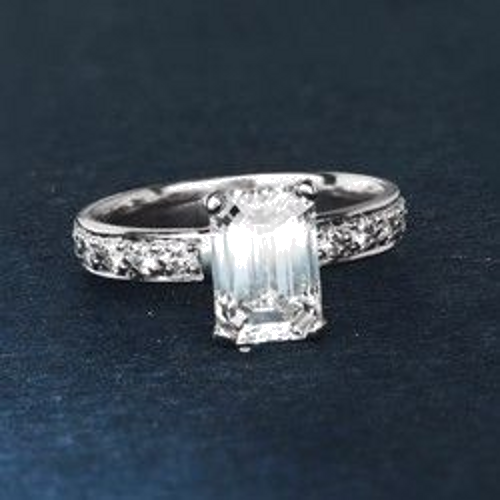 1.51 carat I-VS2 Natūralus Emerald Deimantas (1)
