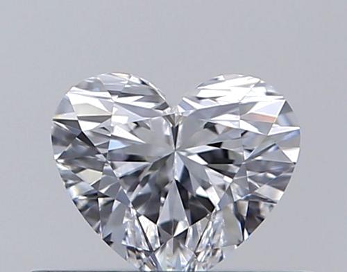 0.32 carat D-VVS2 Natūralus Heart Deimantas (1)