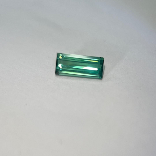1.32 carat GREEN Baguette Tourmaline (1)