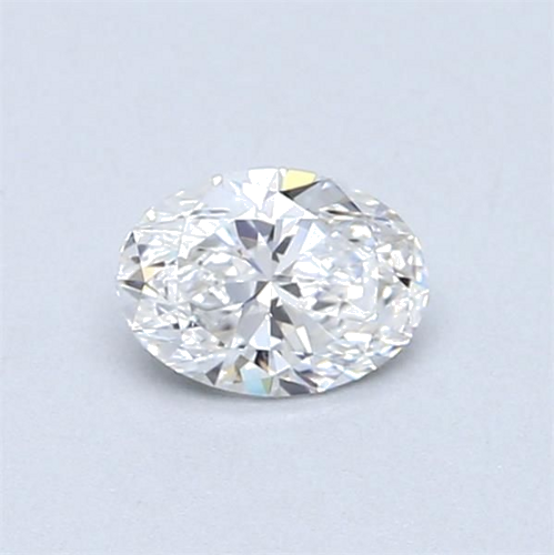 0.45 carat E-VVS2 Natūralus Oval Deimantas (1)