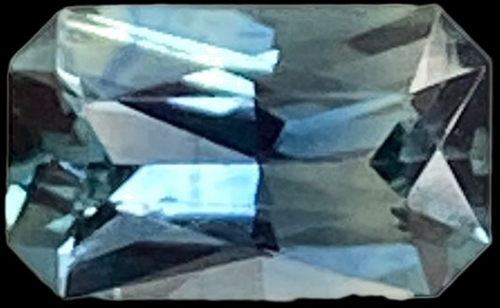 0.41 carat GREEN Radiant Safyras (1)