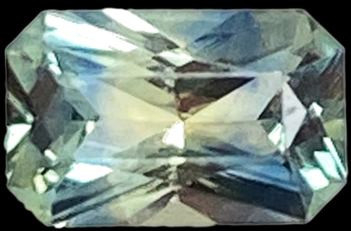 0.43 carat GREEN Radiant Safyras (1)