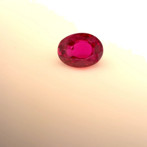 0.66 carat RED Oval Rubinas (1)