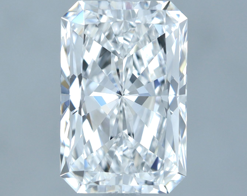 2.58 carat E-VVS1 Natūralus Radiant Deimantas (1)