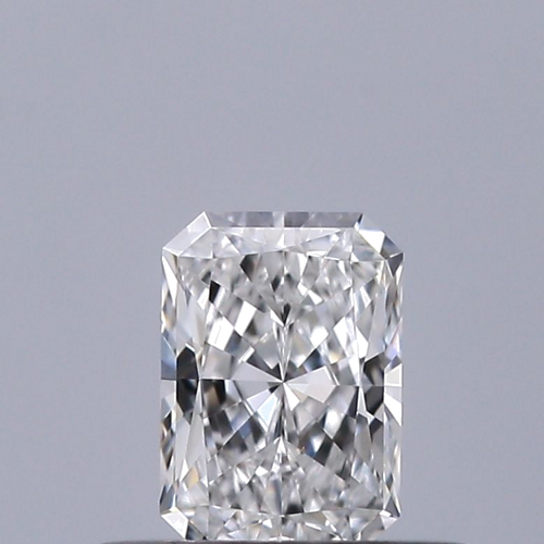 0.3 carat E-IF Natūralus Radiant Deimantas (1)