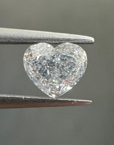 0.51 carat Fancy Light Blue-IF Natūralus Heart Deimantas (1)