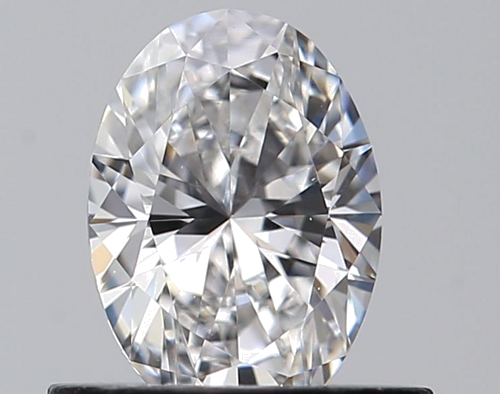 0.57 carat E-VVS2 Natūralus Oval Deimantas (1)