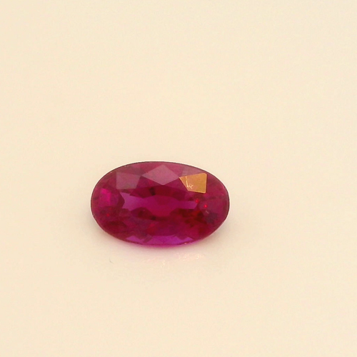 0.35 carat RED Oval Rubinas (1)