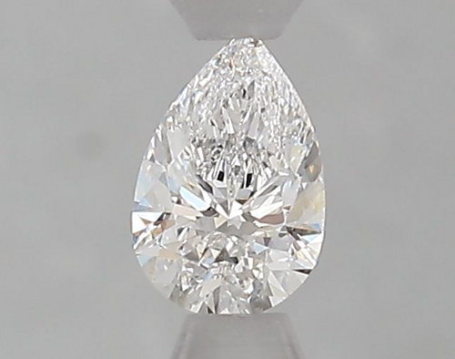 0.34 carat E-VS1 Natūralus Pear Deimantas (1)