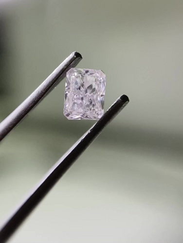 0.3 carat Faint  Pink-SI2 Natūralus Radiant Deimantas (1)