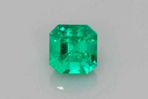 0.42 carat GREEN Asscher Smaragdas (1)