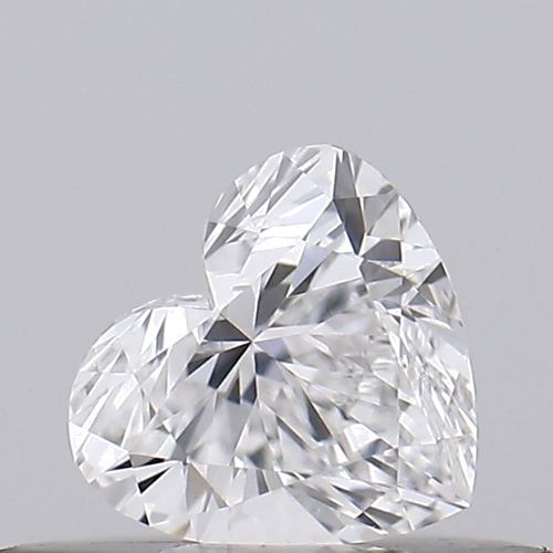 0.26 carat E-VS2 Natūralus Heart Deimantas (1)