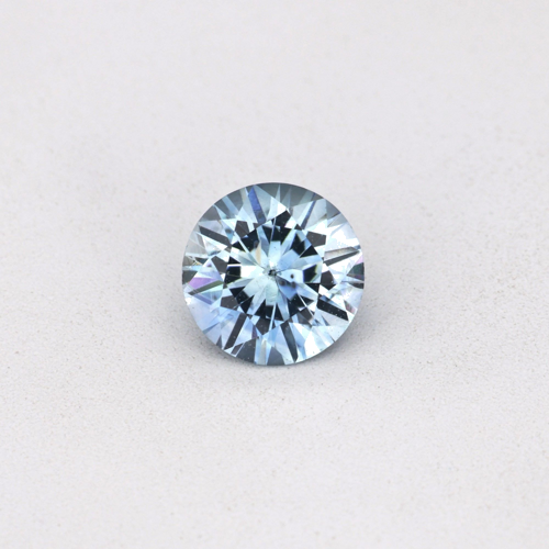 0.42 carat BLUE Round Safyras (1)