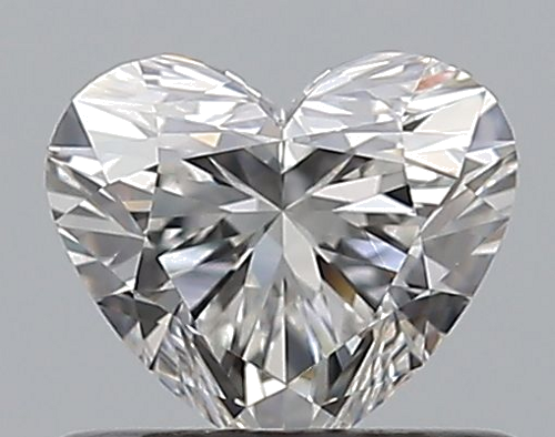 0.52 carat G-VVS1 Natūralus Heart Deimantas (1)