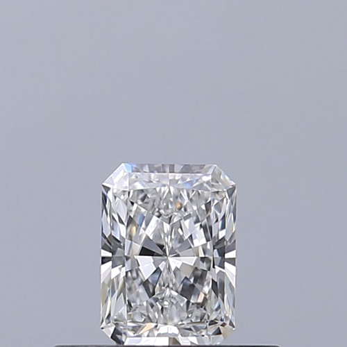 0.3 carat E-IF Natūralus Radiant Deimantas (1)