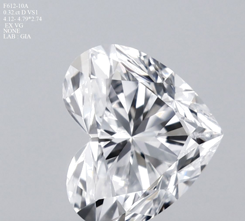 0.32 carat D-VS1 Natūralus Heart Deimantas (1)