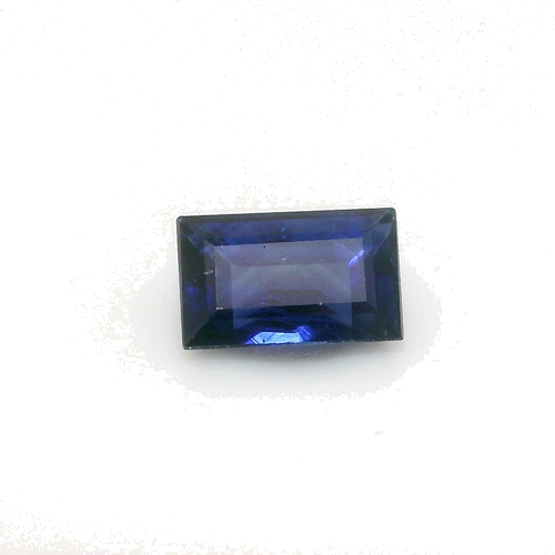 0.64 carat BLUE Baguette Safyras (1)