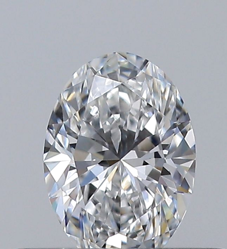 0.3 carat E-VVS1 Natūralus Oval Deimantas (1)