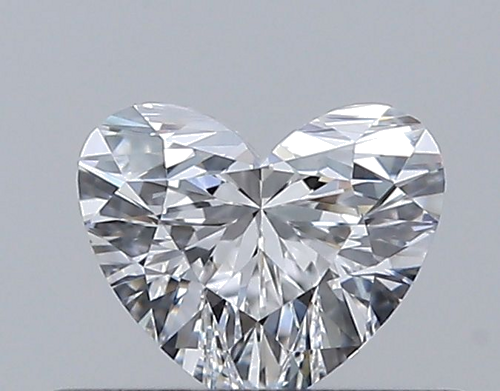 0.33 carat E-VVS2 Natūralus Heart Deimantas (1)