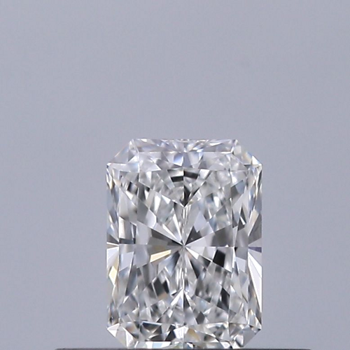 0.3 carat E-VVS1 Natūralus Radiant Deimantas (1)