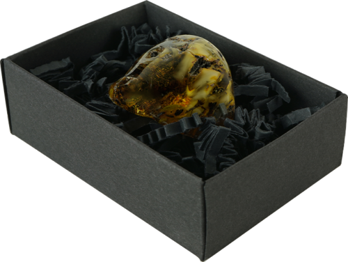 12,20 g Amber nugget with wood inclusion (3)