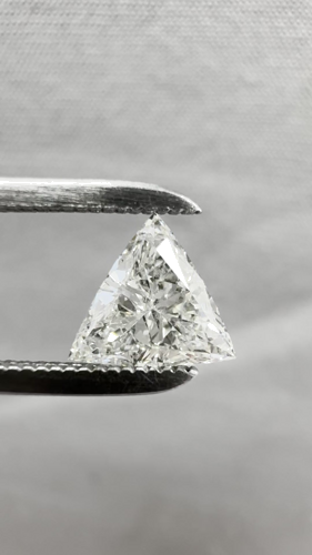 0.5 carat J-SI1 Natūralus Triangular Deimantas (1)