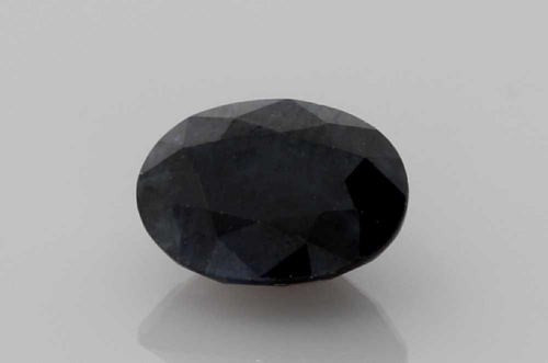 3.51 carat BLACK Oval Safyras (1)