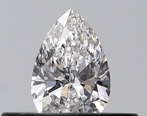 0.22 carat E-VS1 Natūralus Pear Deimantas (1)