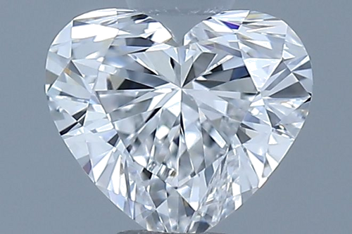 0.51 carat E-VVS1 Natūralus Heart Deimantas (1)