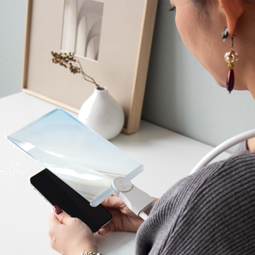 Hands-Free Magnifying Glass with Retractable Rectangular Lens 2x (3)