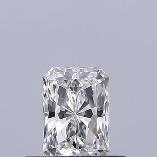 0.31 carat E-IF Natūralus Radiant Deimantas (1)