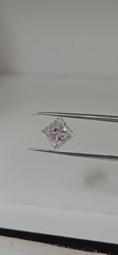 3.03 carat G-VS1 Natūralus Princess Deimantas (1)