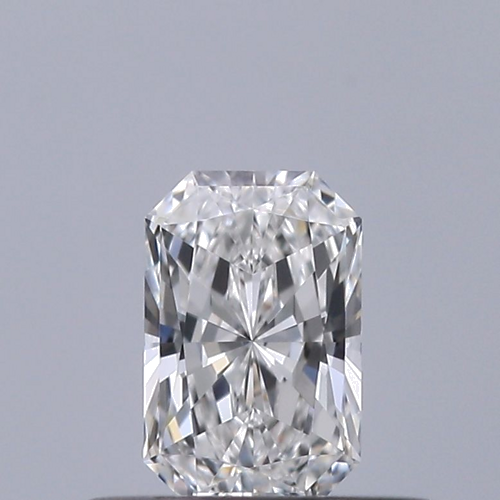 0.3 carat E-IF Natūralus Radiant Deimantas (1)